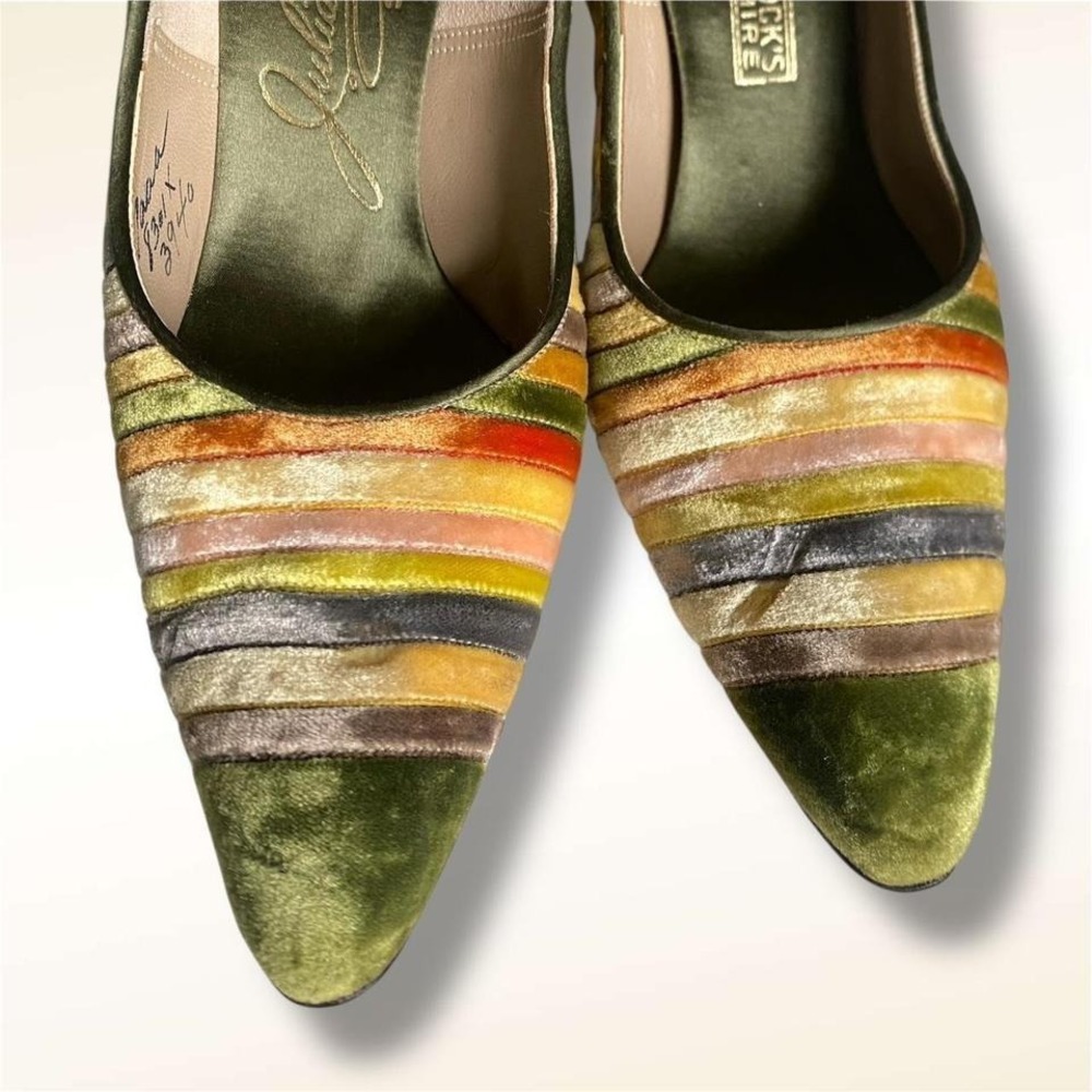 Bullock's Wilshire Vintage Striped Velvet Heels - Picture 3 of 7